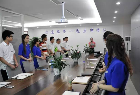 ���ϟ�͢�Ɏ������ɹ��e�k2015������õ�һ�Ε��h (�D��)