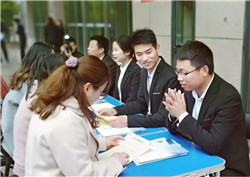 ����ף�R��͢���ɷ��ռ��F&ldquo;�շ��M��^ ��ĩ�挦��&rdquo;��ӆ��ӕ��xʽ¡���e�k6.webp.jpg